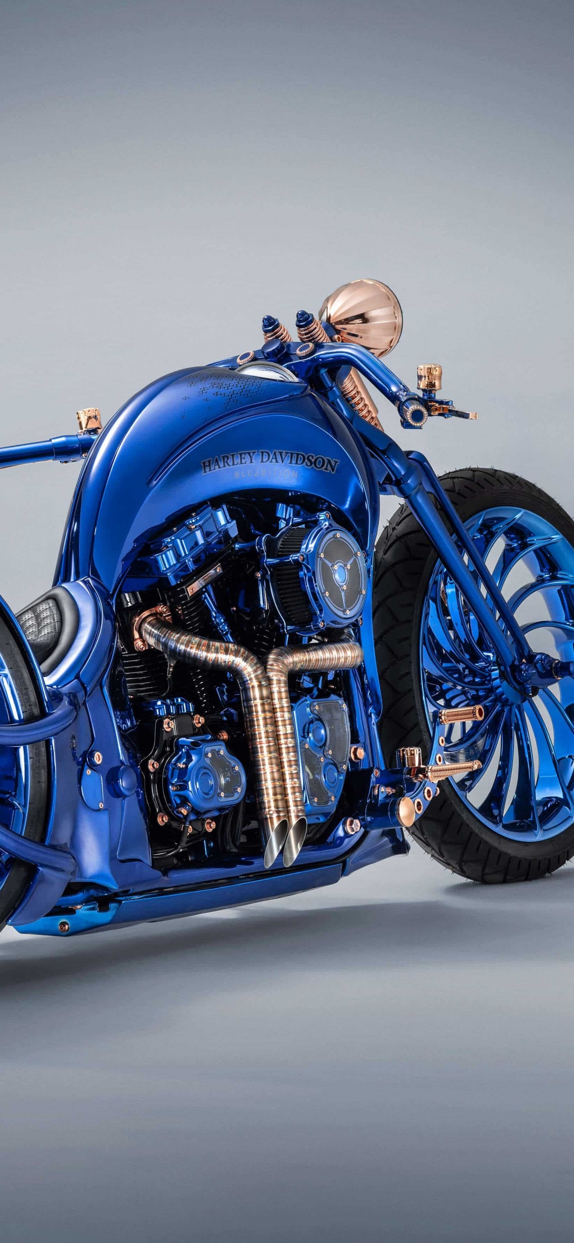 Обои мотоцикл, Чоппер, синий, обод, автомобильные шины в разрешении 1125x2436