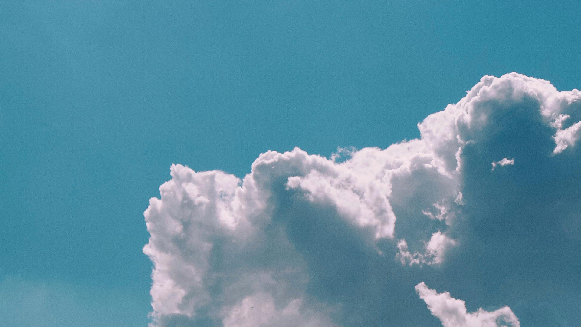 7 clouds. Прикольные обои с облаками. Облака 1366 на 768