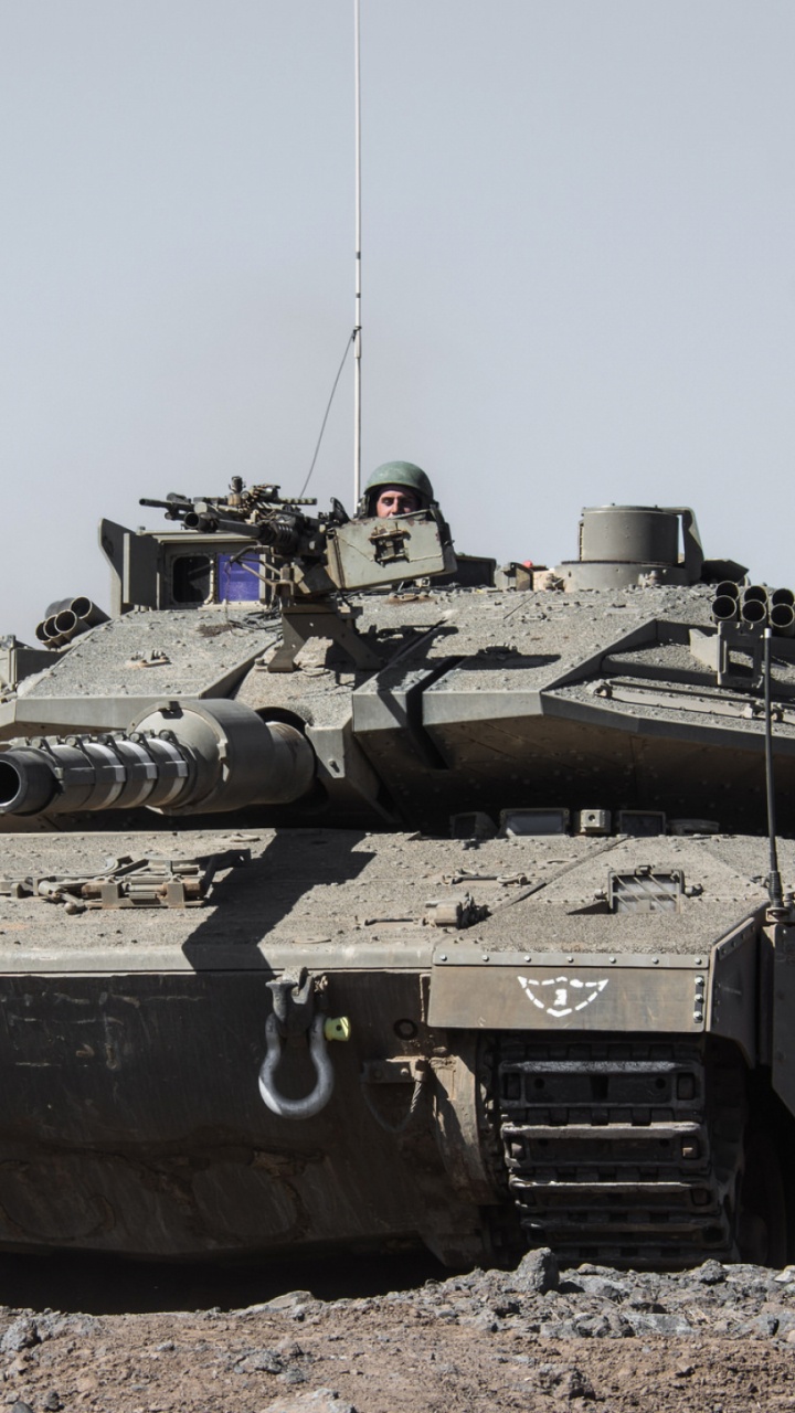 Обои бак, военнослужащие, Черчилль танк, бронированный корпус, Израиль в разрешении 720x1280