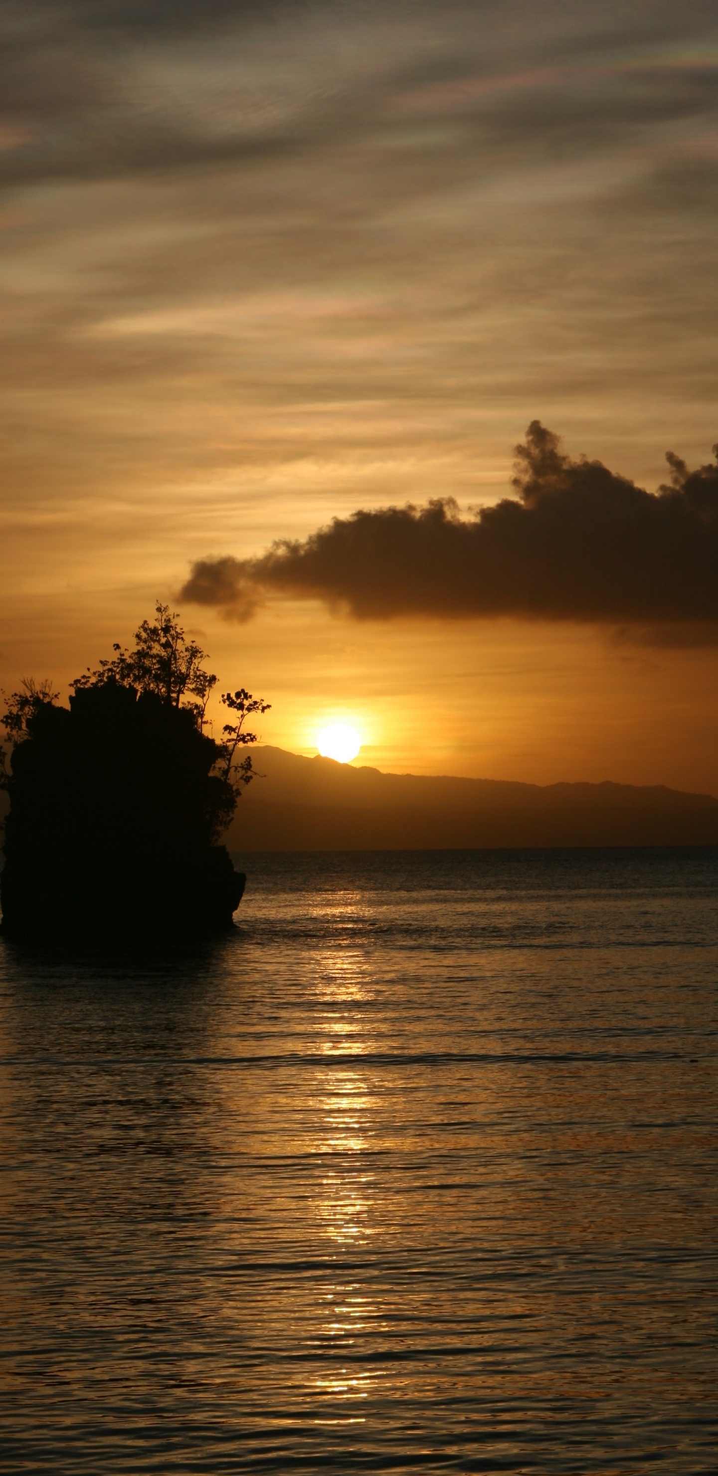 Обои туризм, послесвечение, спокойный, вода, небо в разрешении 1440x2960