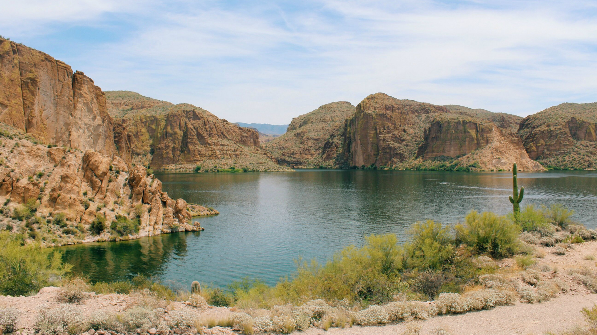 Обои природный заповедник, озеро, водохранилище, гидроресурсы, каровое озеро в разрешении 1920x1080