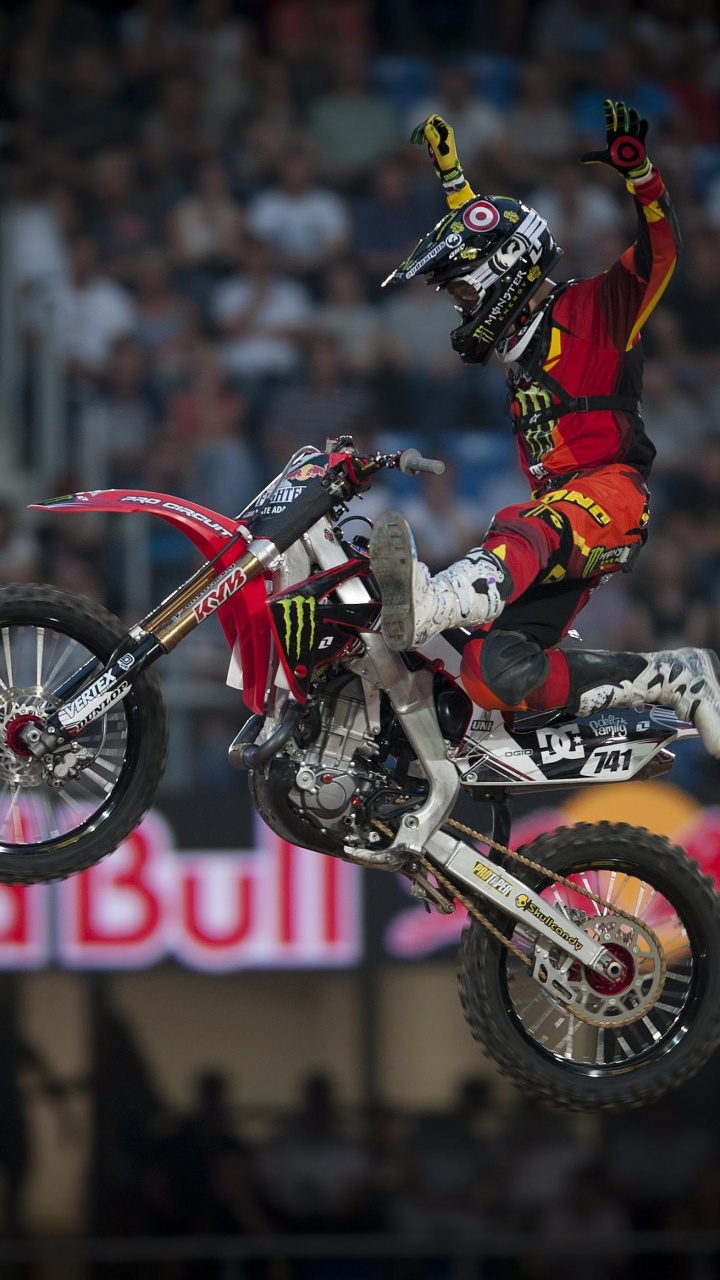 Обои Офф-роуд, мотокросс, занятие спортом, автоспорт, гонки на мотоциклах в разрешении 720x1280