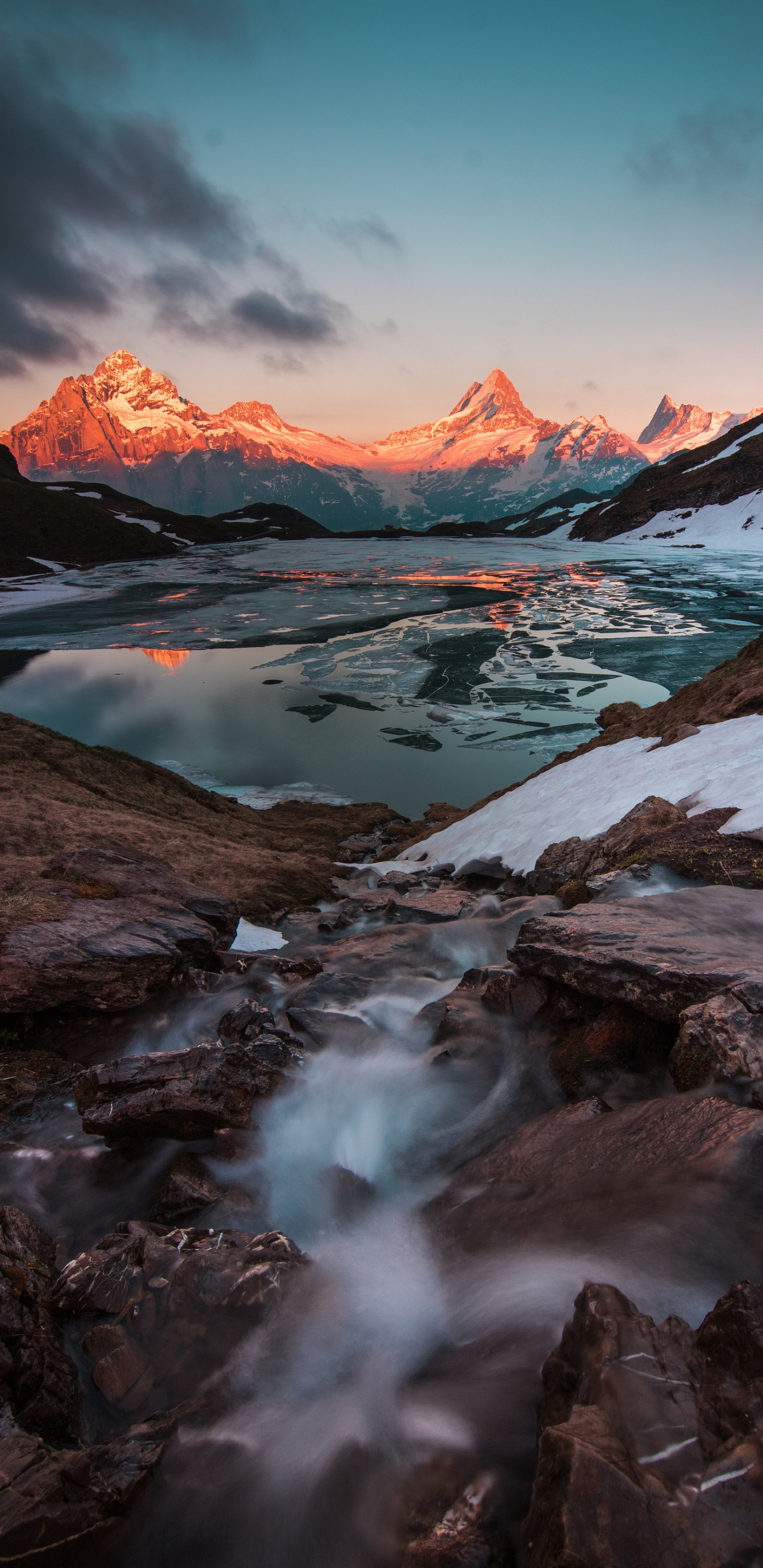 Обои смартфон, облако, вода, гидроресурсы, гора в разрешении 1440x2960