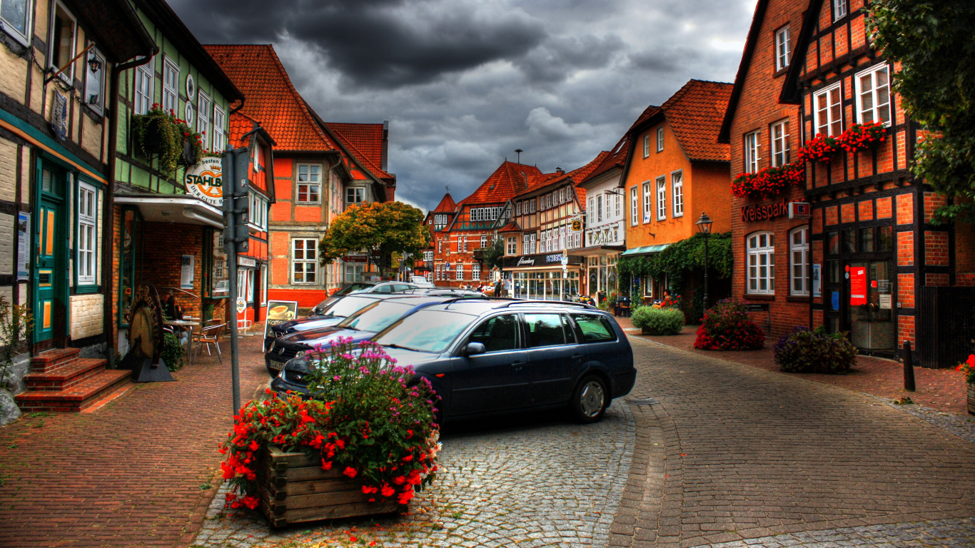 Обои улица, город, городок, соседство, жилой район в разрешении 1366x768