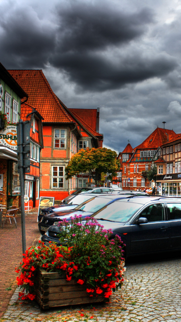 Обои улица, город, городок, соседство, жилой район в разрешении 750x1334