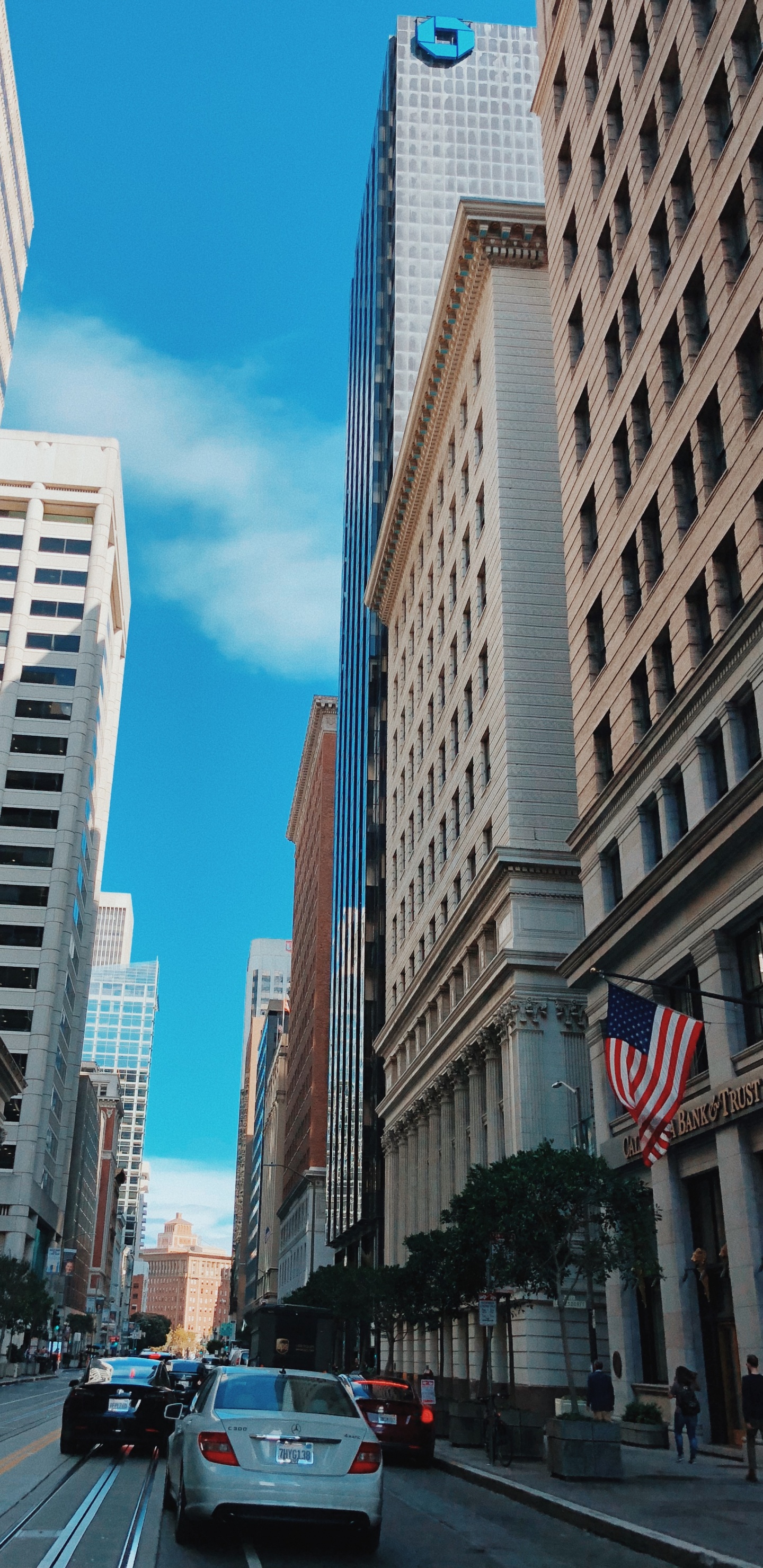 Обои Сан Франциско, Флэтайрон-Билдинг, окно, дорога, дневное время в разрешении 1440x2960