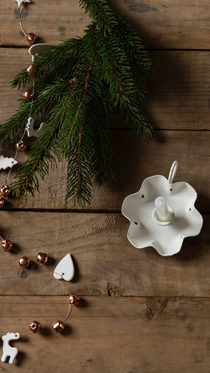 Обои Рождественский день, наступление, белые, древесина, стена в разрешении 720x1280