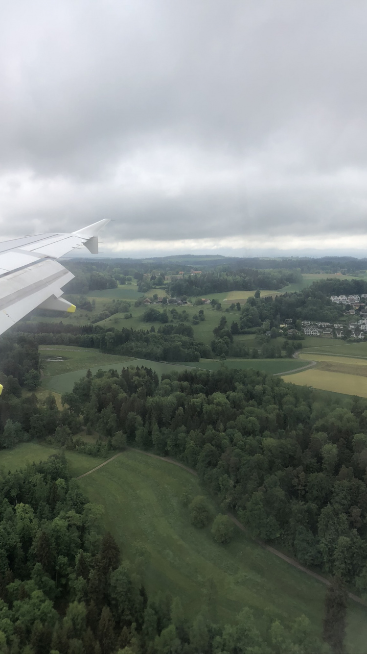 Обои полет, самолет, авиация, с высоты птичьего полета, физика в разрешении 750x1334