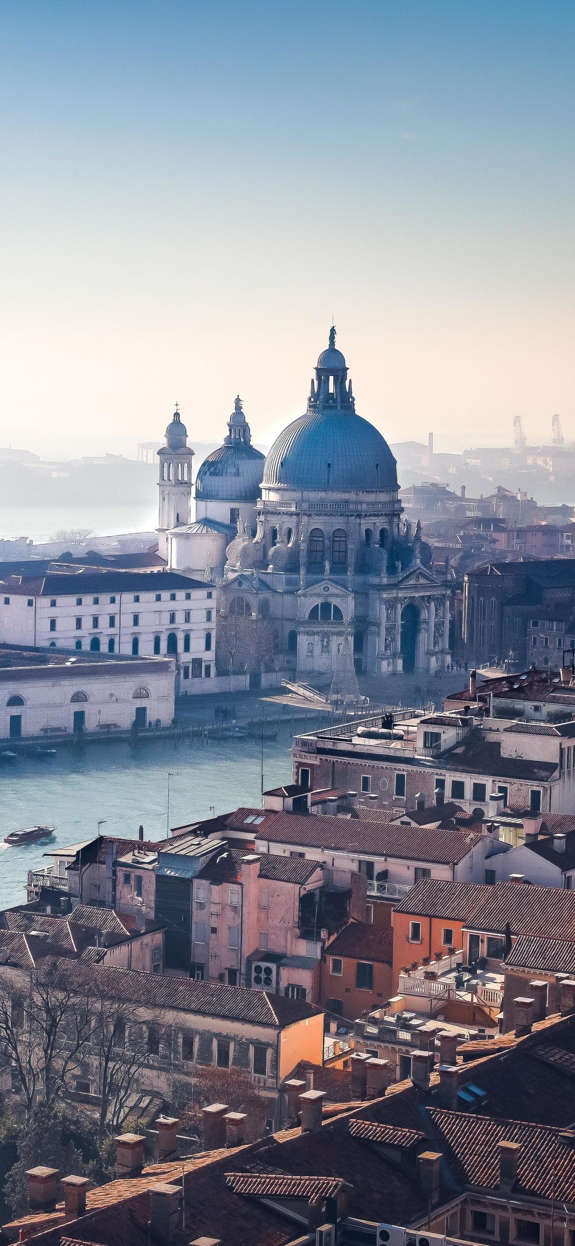 Обои Венеция, Венецианский карнавал, ориентир, город, городской район в разрешении 1125x2436