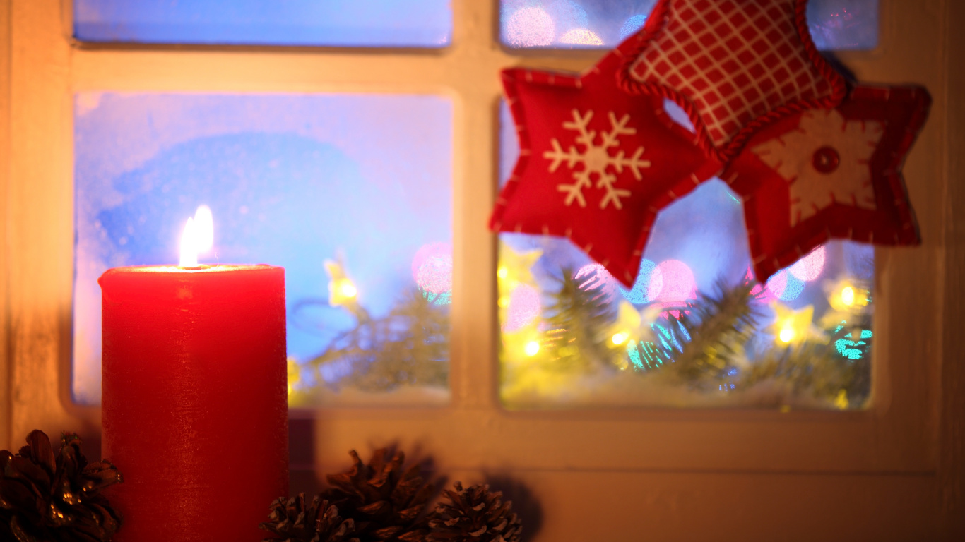 Обои Рождественский день, Рождественские украшения, праздник, Рождественские огни, Рождественские окно в разрешении 1366x768