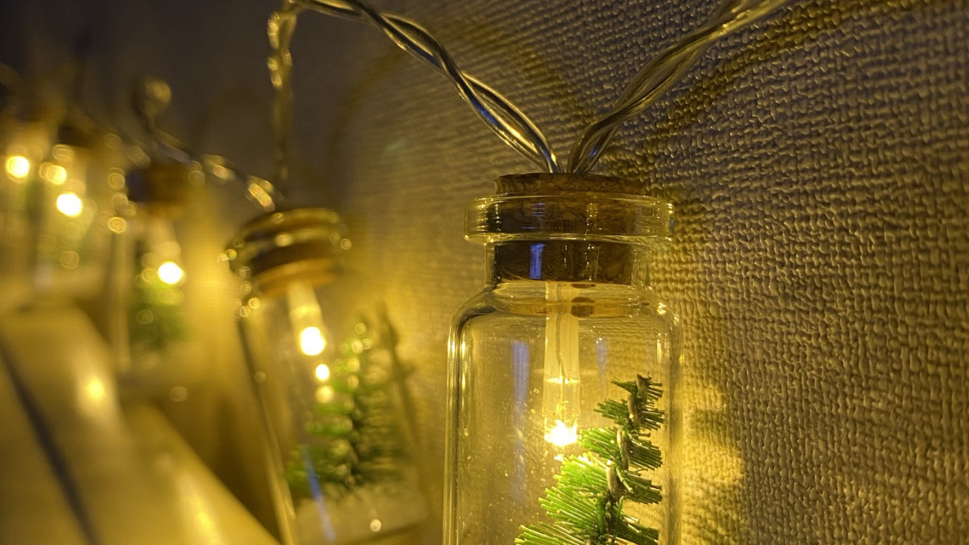 Обои свет, физика, небьющиеся, ночь, природа в разрешении 1366x768