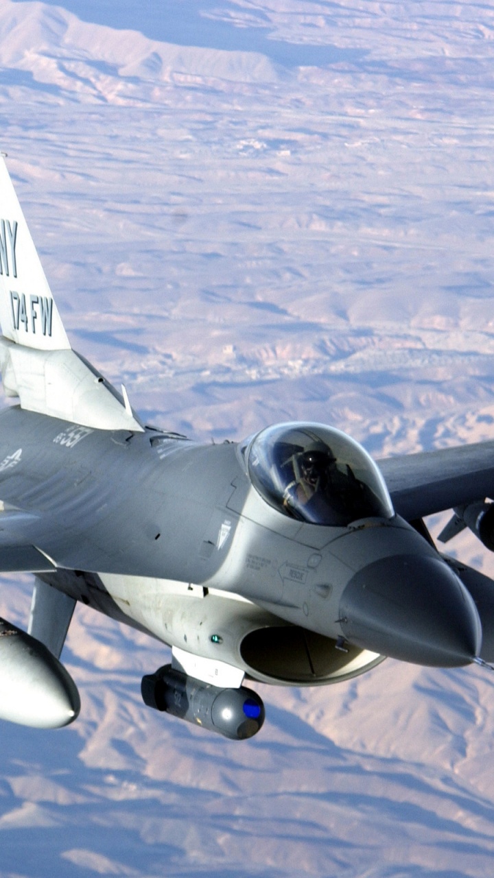 Обои многоцелевые боевые самолеты, реактивный самолет, самолеты, самолет, военный самолет в разрешении 720x1280