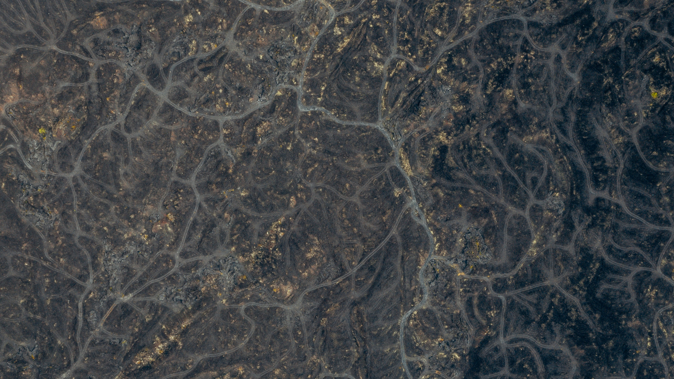 Обои черный, коричневый цвет, геология, гранит, рок в разрешении 1366x768