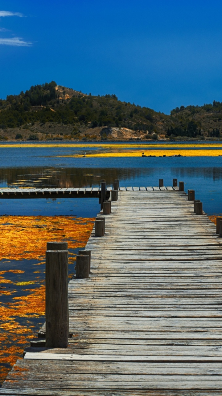 Обои природа, вода, облако, гора, гидроресурсы в разрешении 720x1280