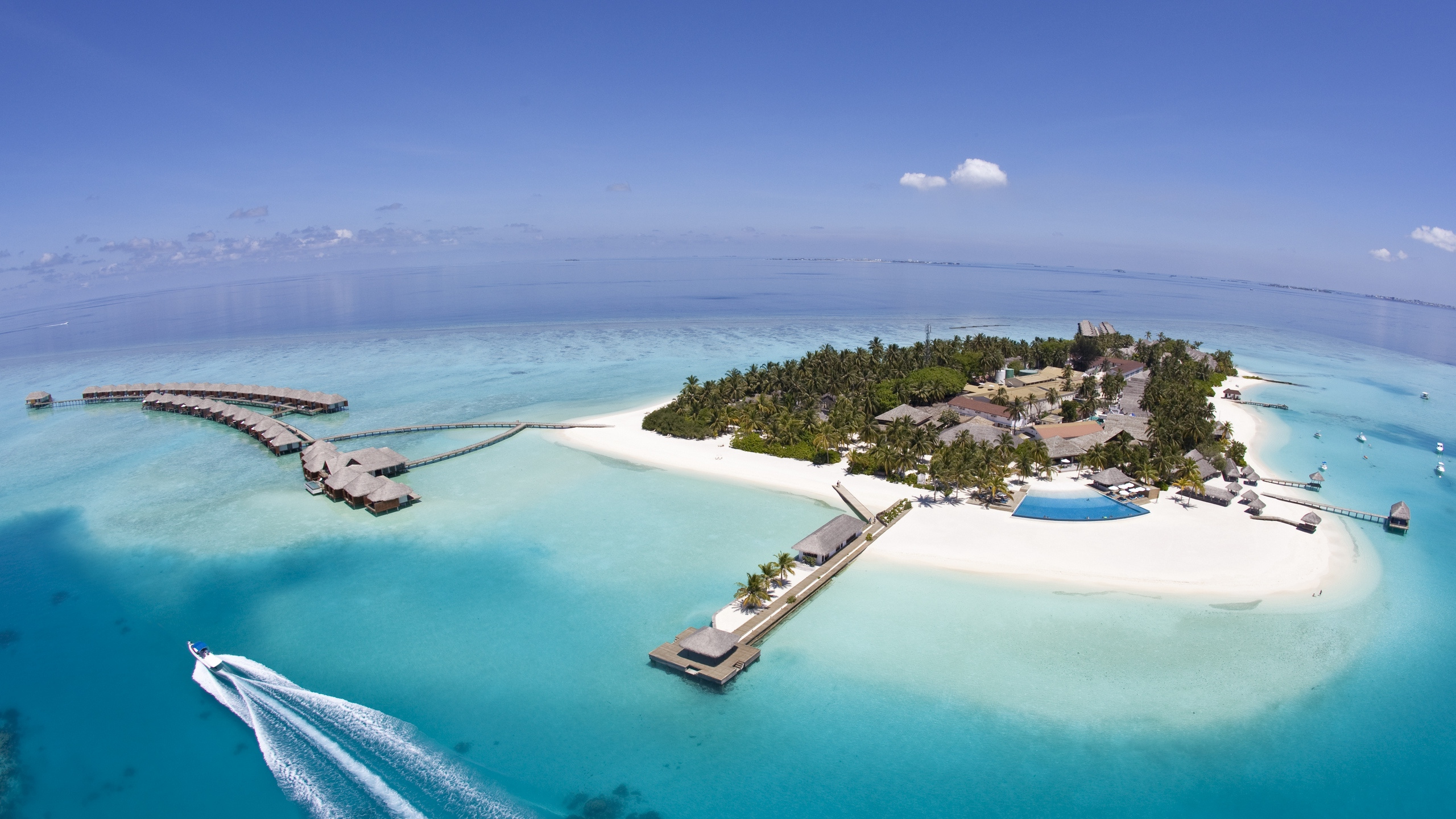 Обои Остров, пляж, искусственный остров, прибрежные и океанические рельефы, островок в разрешении 2560x1440