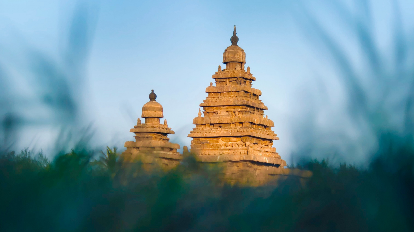 Обои природа, ориентир, облако, пагода, вышка в разрешении 1366x768