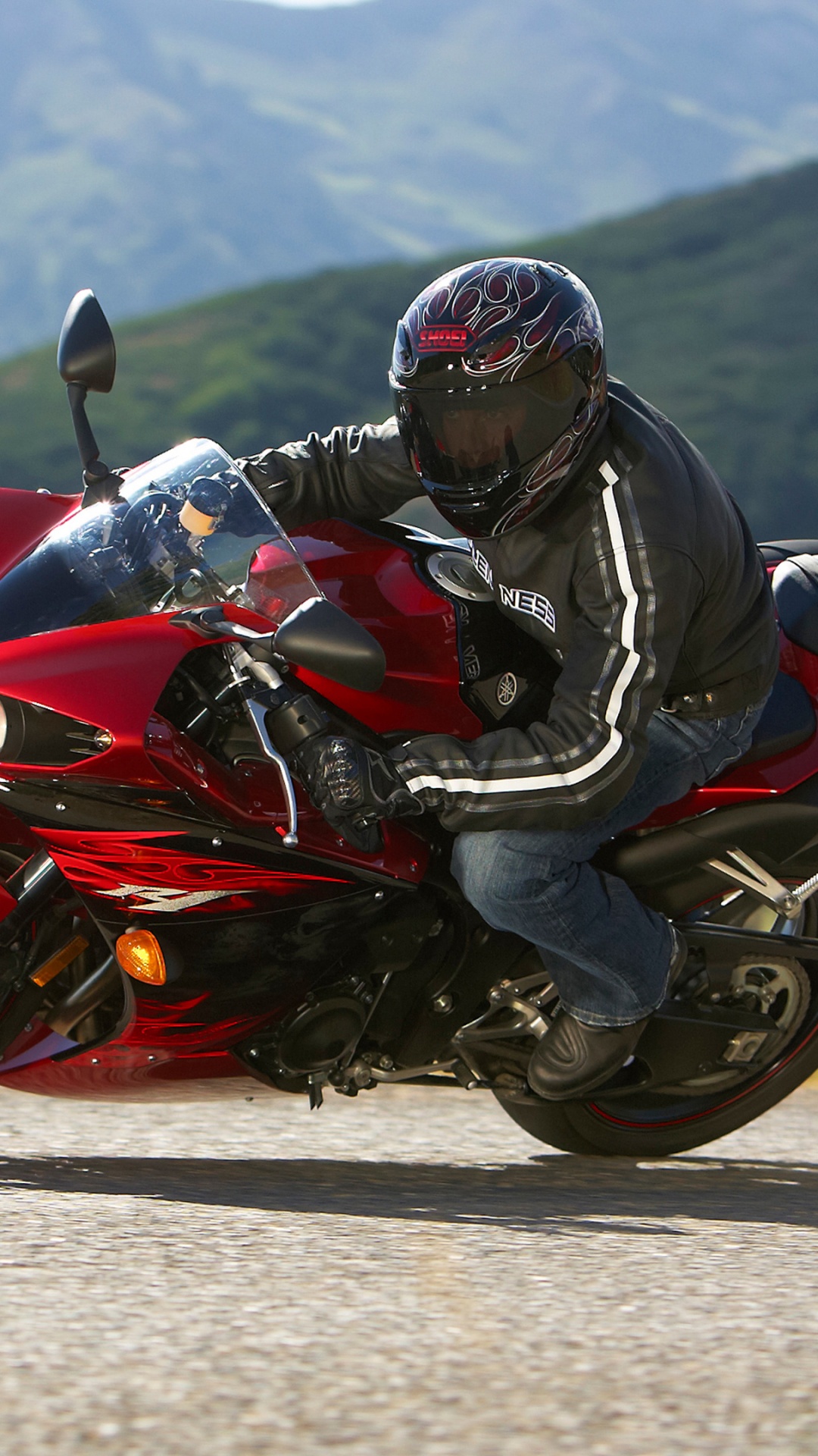 Обои мотоспорт, крейсер, мотоцикл, Ямаха мотор Компани, корпорация Yamaha в разрешении 1080x1920