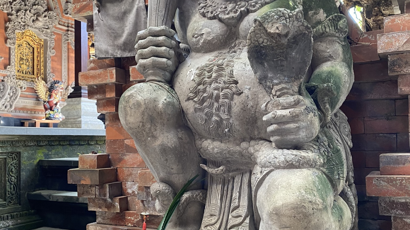 Обои бали, резьба по камню, статуя, скульптура, резьба в разрешении 1366x768