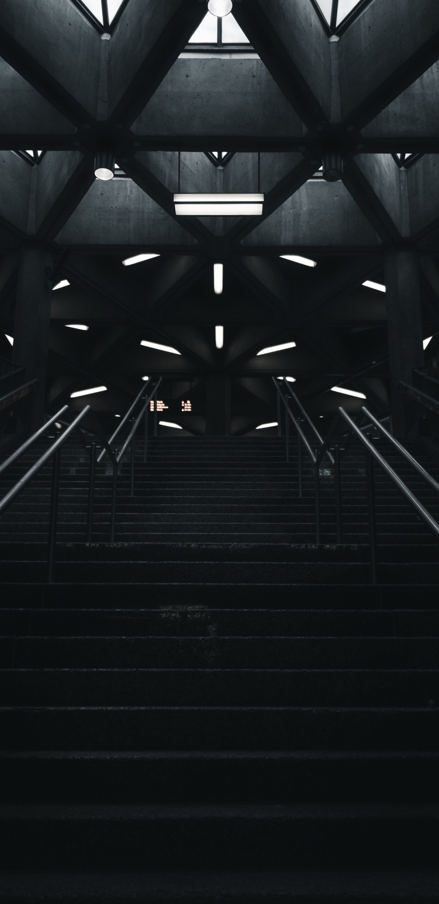 Обои архитектура, черный, свет, линия, монохромный в разрешении 1440x2960