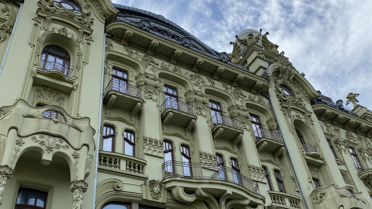 Обои ориентир, классическая архитектура, растительность, синий, архитектура в разрешении 1280x720