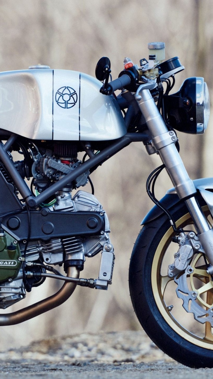 Обои мотоцикл, ducati, кастомный мотоцикл, авто, колесо в разрешении 720x1280