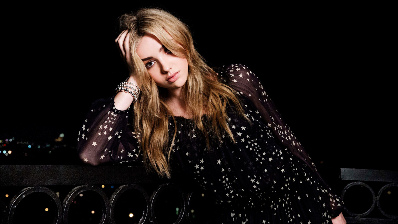 Обои Список Пейтон, Джесси, знаменитость, Эмма Росс, музыкант в разрешении 1366x768