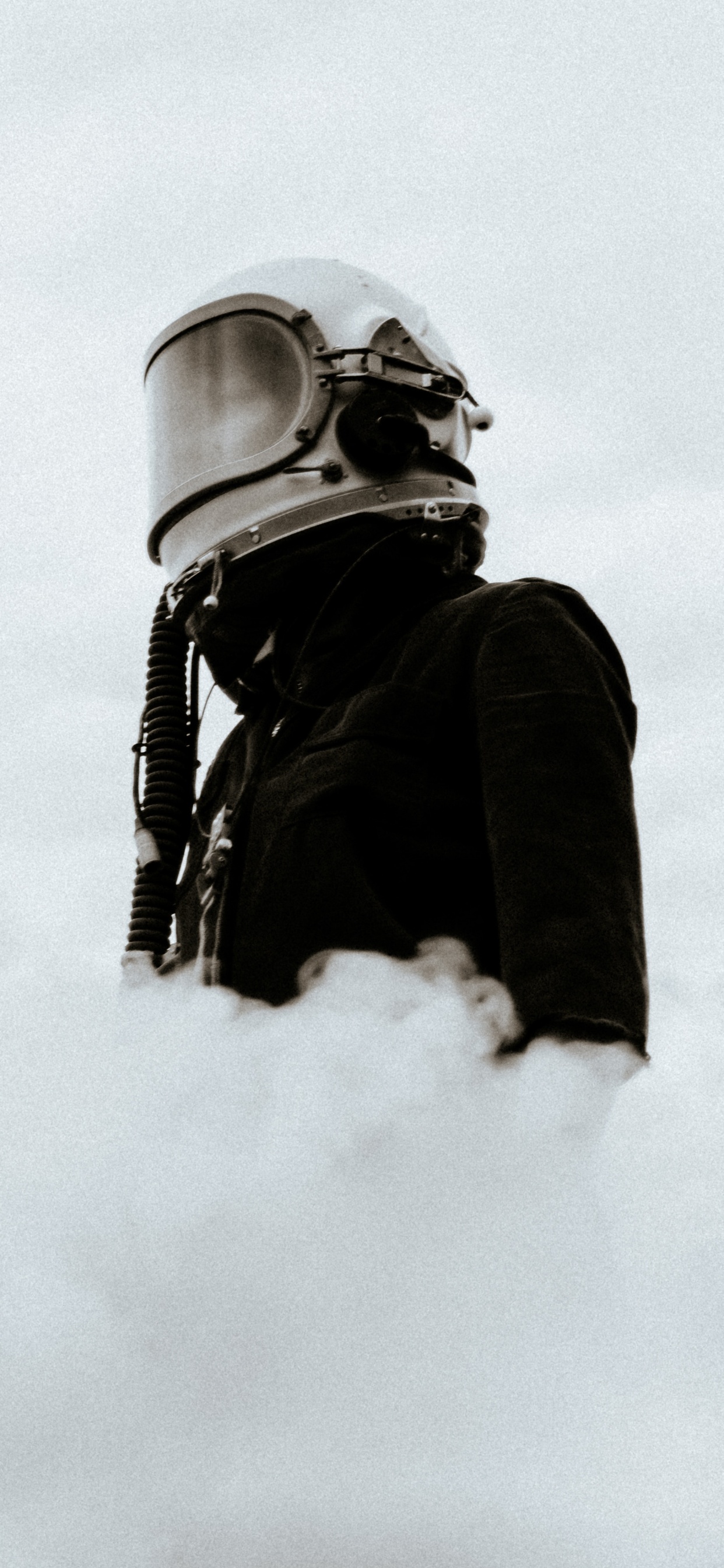 Обои белые, снег, зима, зимний шторм, метель в разрешении 1242x2688