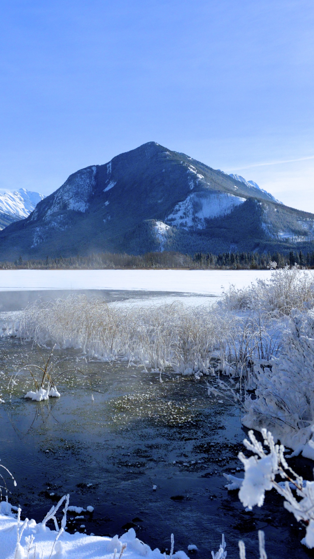 Обои зима, снег, гора, природа, дикая местность в разрешении 1080x1920