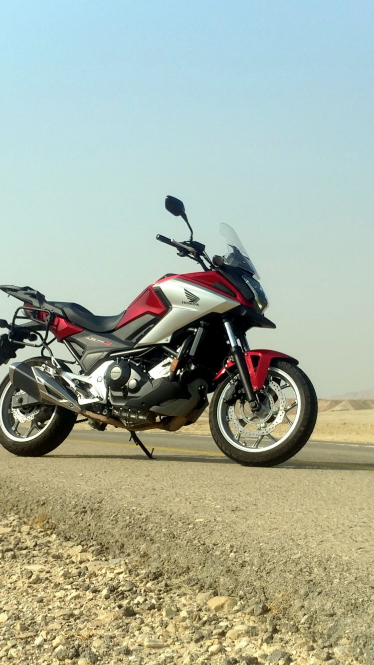 Обои мотоцикл, Honda Motor Company, Король, мотоспорт, шина в разрешении 750x1334