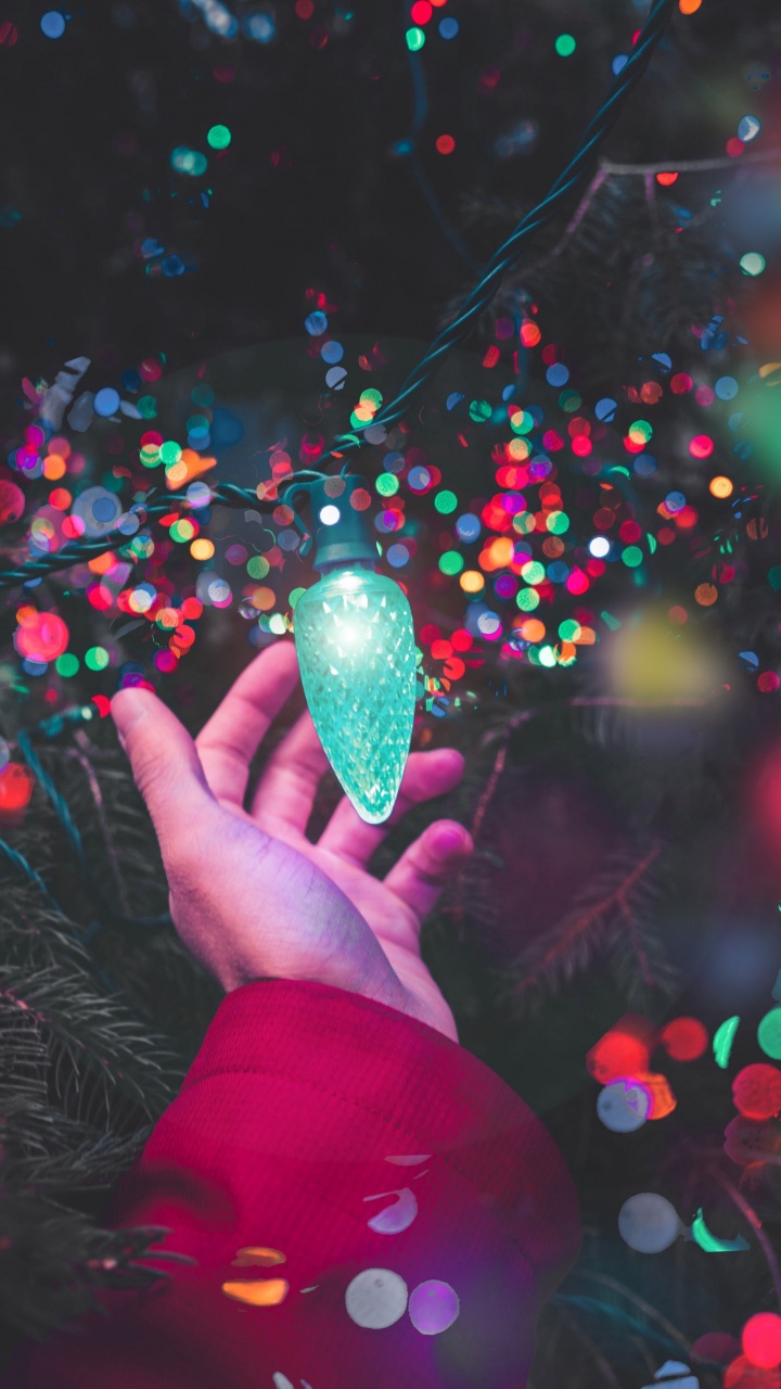 Обои Рождественские огни, Рождественский день, Рождественские украшения, елка, свет в разрешении 720x1280