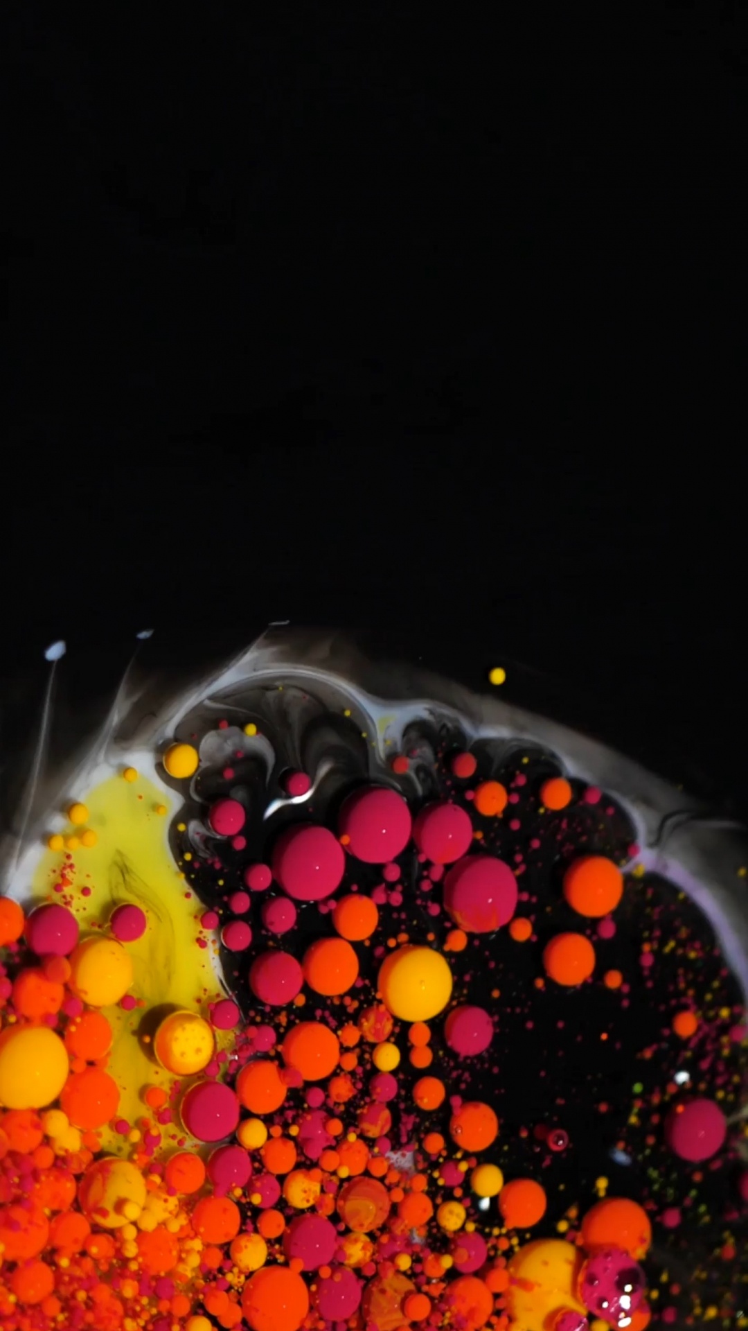 Обои корона мельбурн, жидкий, лепесток, арт, круг в разрешении 1080x1920