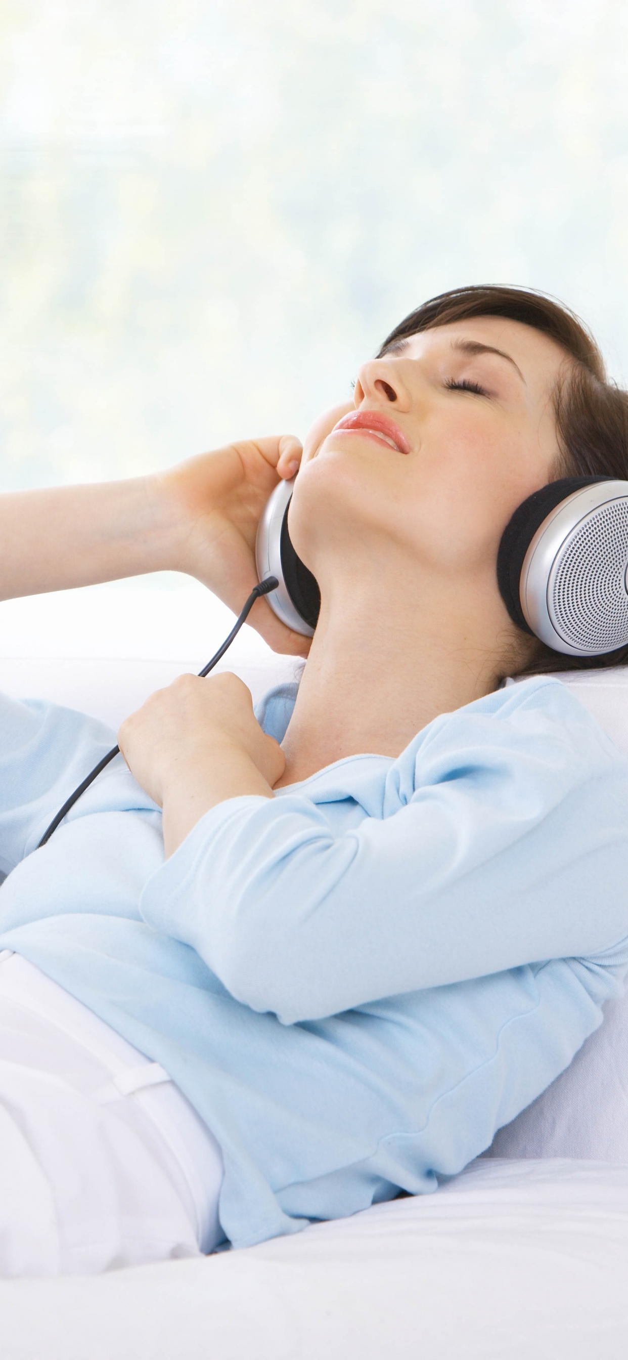 Обои чистка, звуковое оборудование, красота, комфорт, iTunes в разрешении 1242x2688