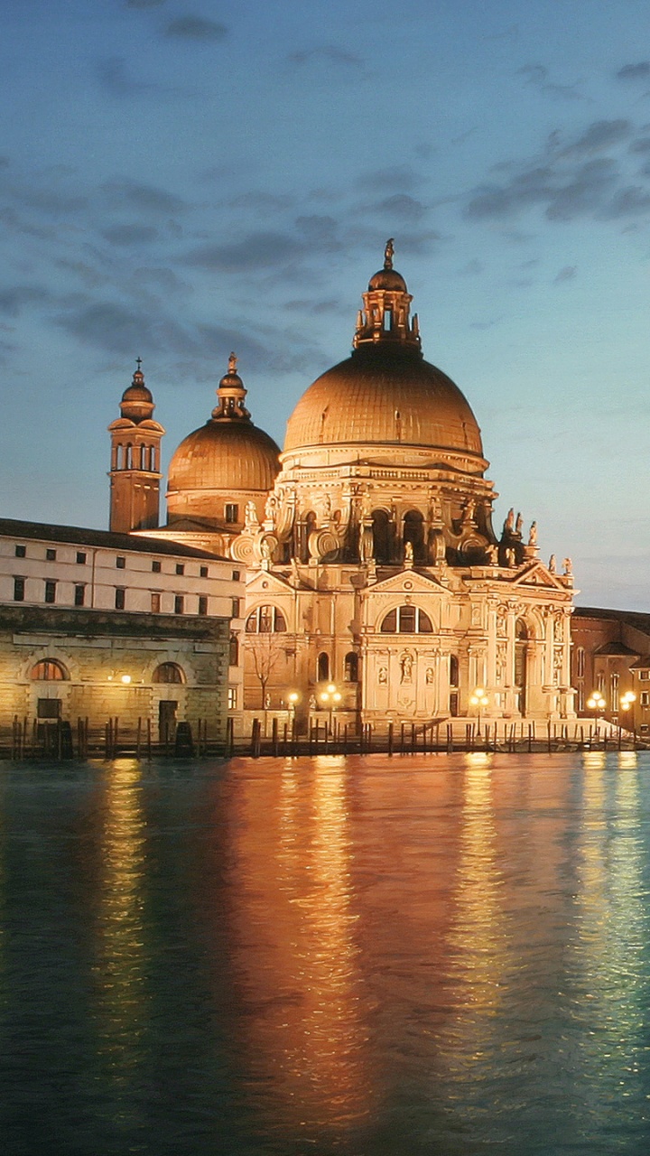 Обои ориентир, водный путь, город, отражение, живопись в разрешении 720x1280