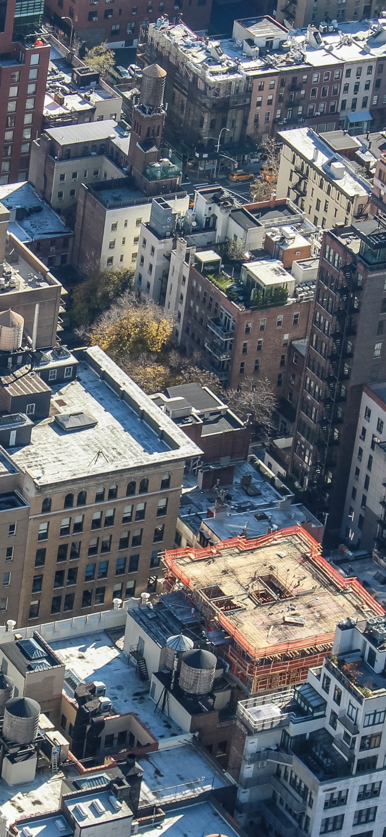 Обои город, городской район, городской пейзаж, небоскреб, аэрофотосъемка в разрешении 1242x2688