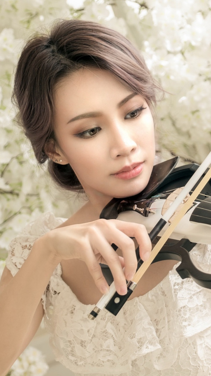 Обои скрипка, струнный инструмент, Смычковые музыкальные инструменты, альтист, скрипач в разрешении 720x1280