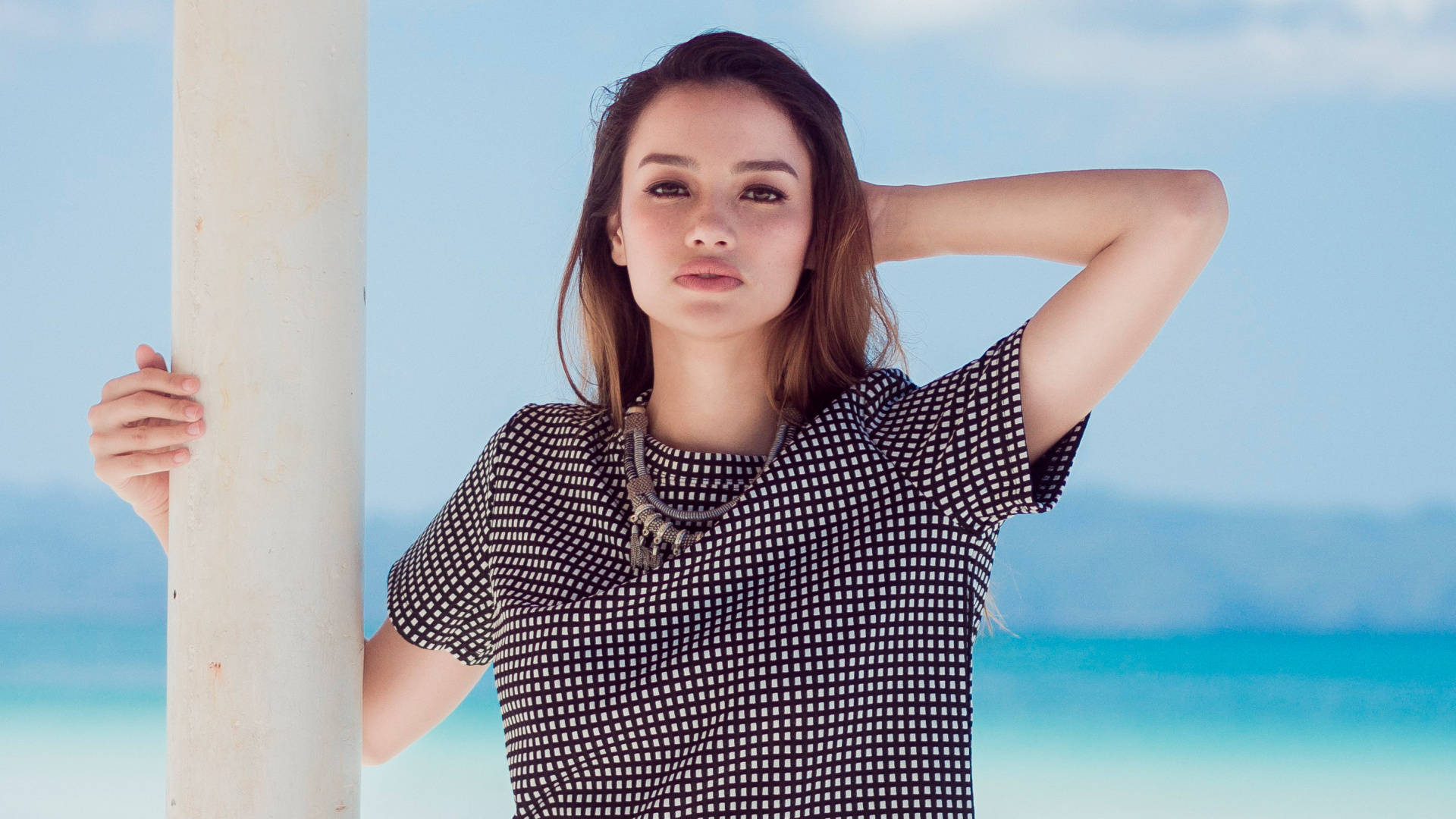 Обои красота, модель, синий, лицо, кожа в разрешении 1920x1080