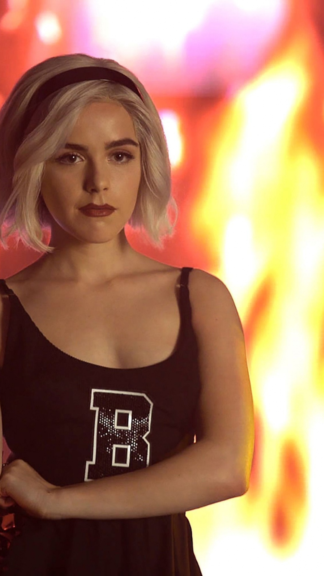 Обои Леденящие душу приключения Сабрина, Кирнан Шипка, Сабрина Спеллман, нетфликс, полу-ведьма в разрешении 1080x1920