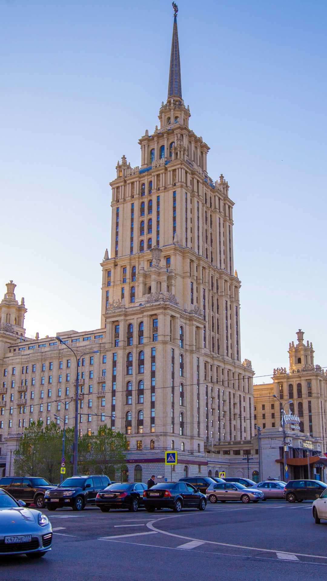 Обои ориентир, город, здание, городок, метрополия в разрешении 1080x1920