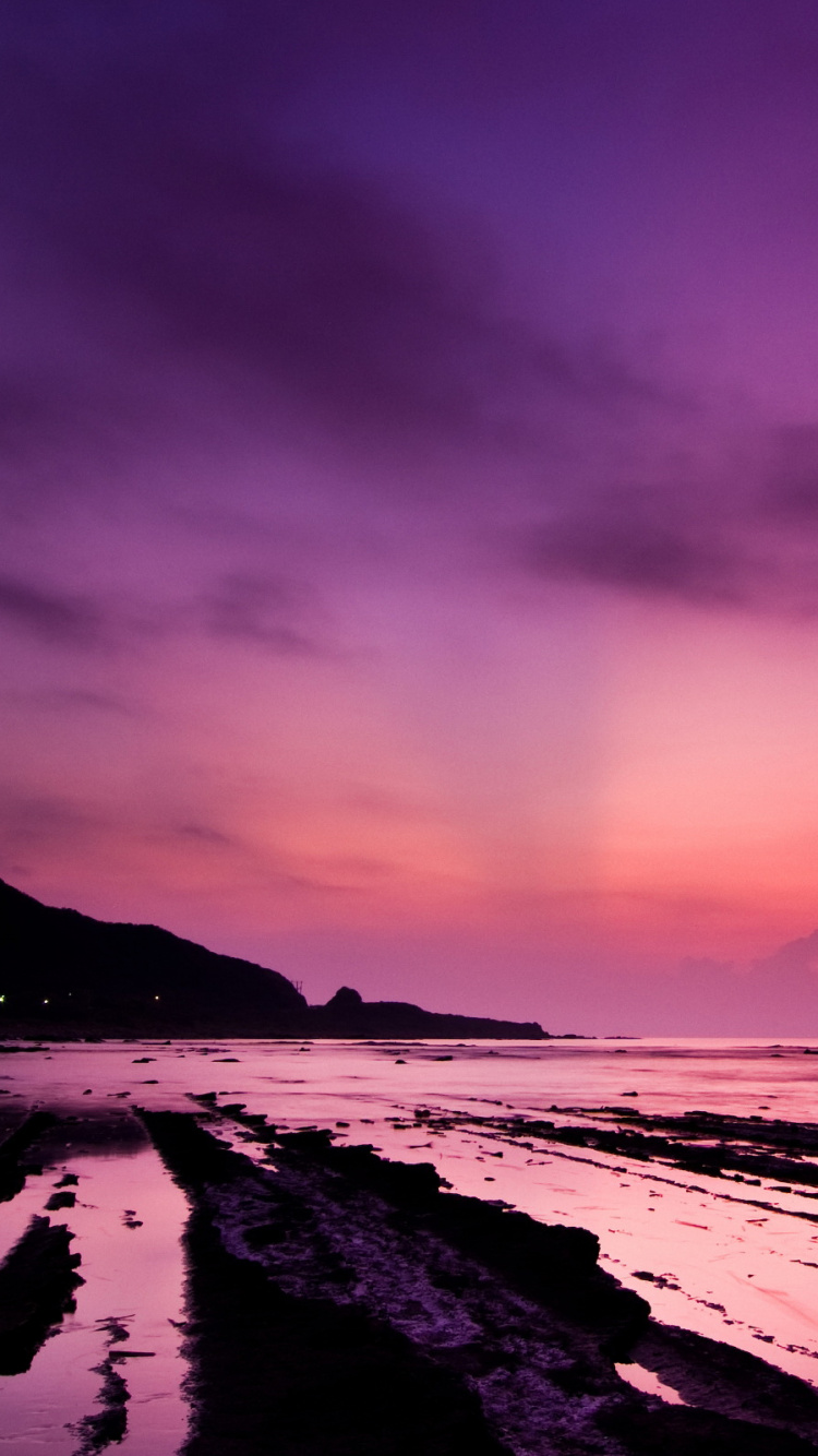 Обои море, горизонт, небо, вечер, сумерки в разрешении 750x1334