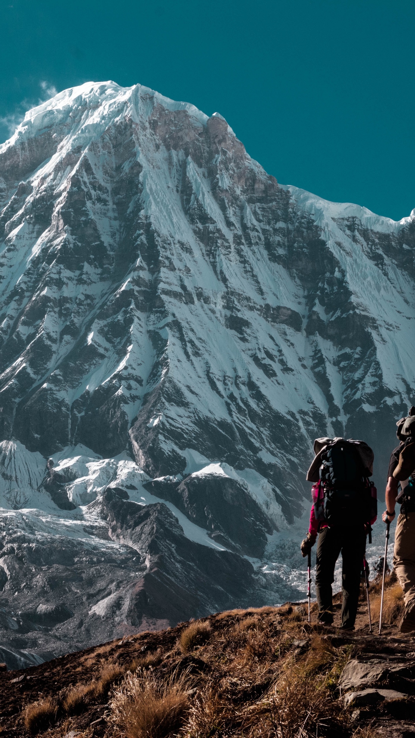 Обои горный рельеф, небо, поход, горный хребет, ледник в разрешении 1440x2560