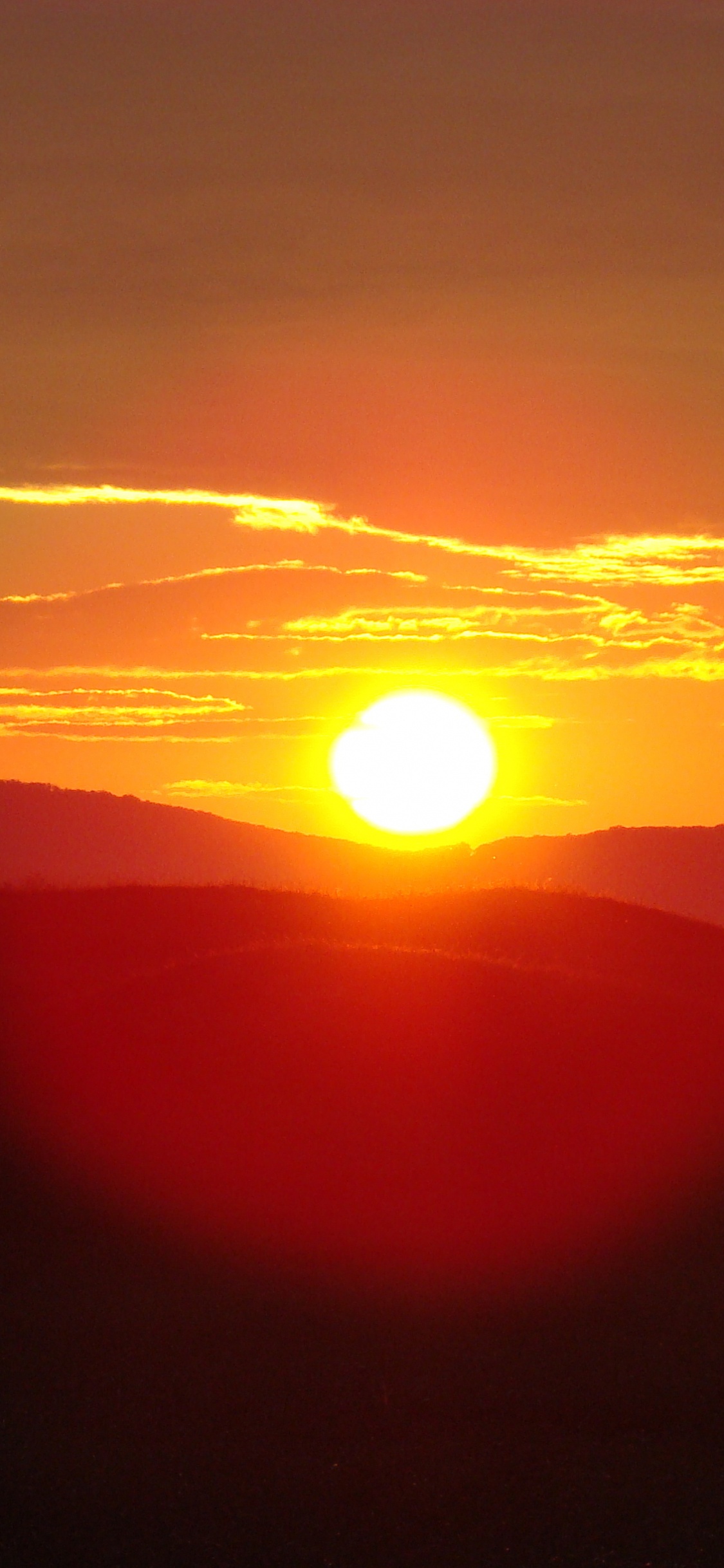 Обои послесвечение, восход солнца, рассвет, закат, солнце в разрешении 1125x2436