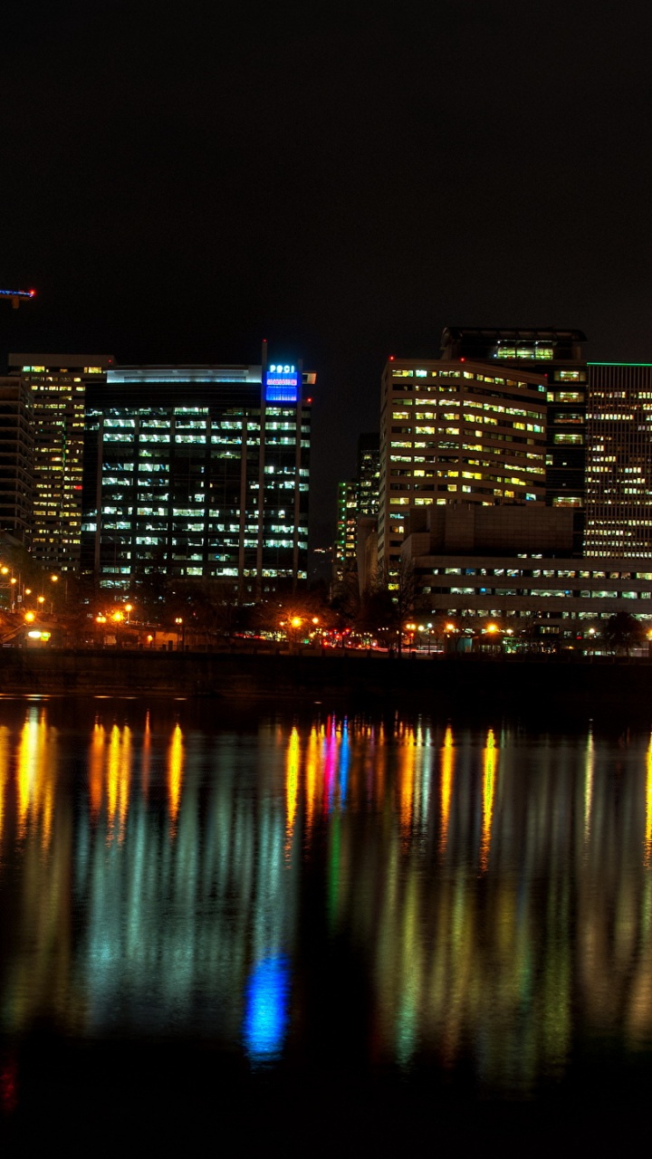 Обои Портленд, ночь, городской пейзаж, город, отражение в разрешении 720x1280