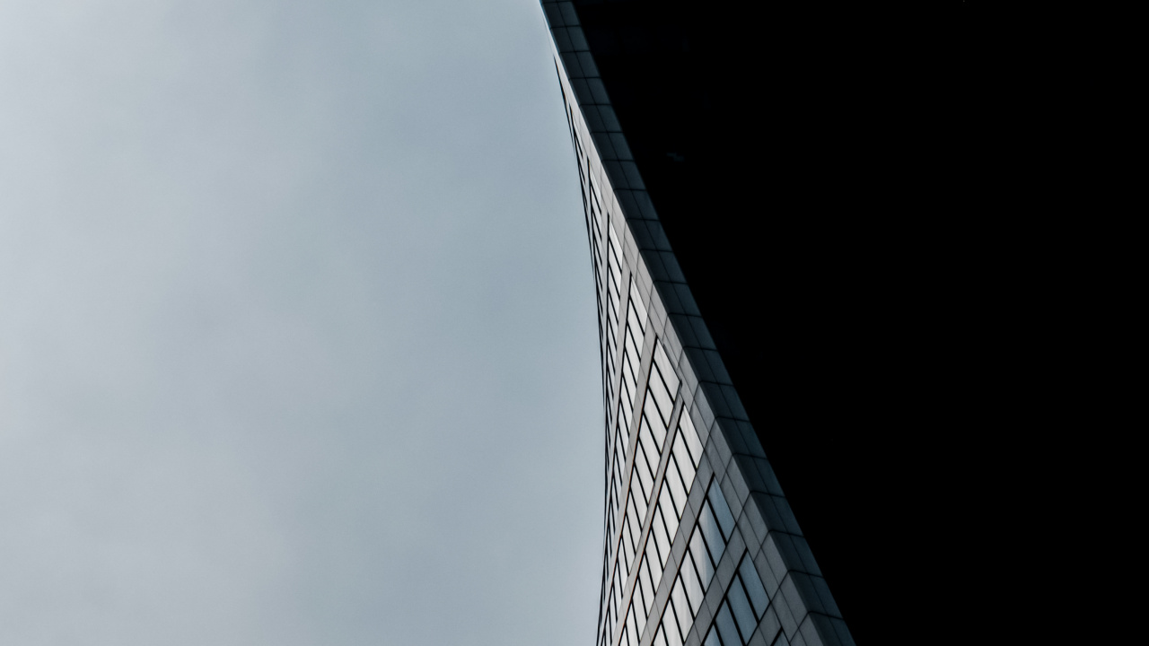 Обои ориентир, здание, небоскреб, облако, вышка в разрешении 1280x720