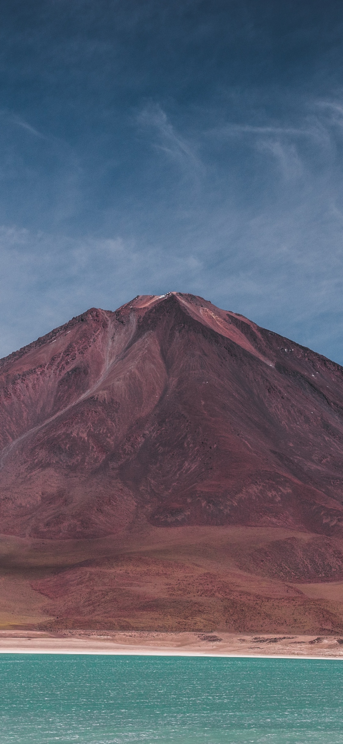 Обои Лагуна-Верде, горный рельеф, стратовулкан, гора, потухший вулкан в разрешении 1125x2436
