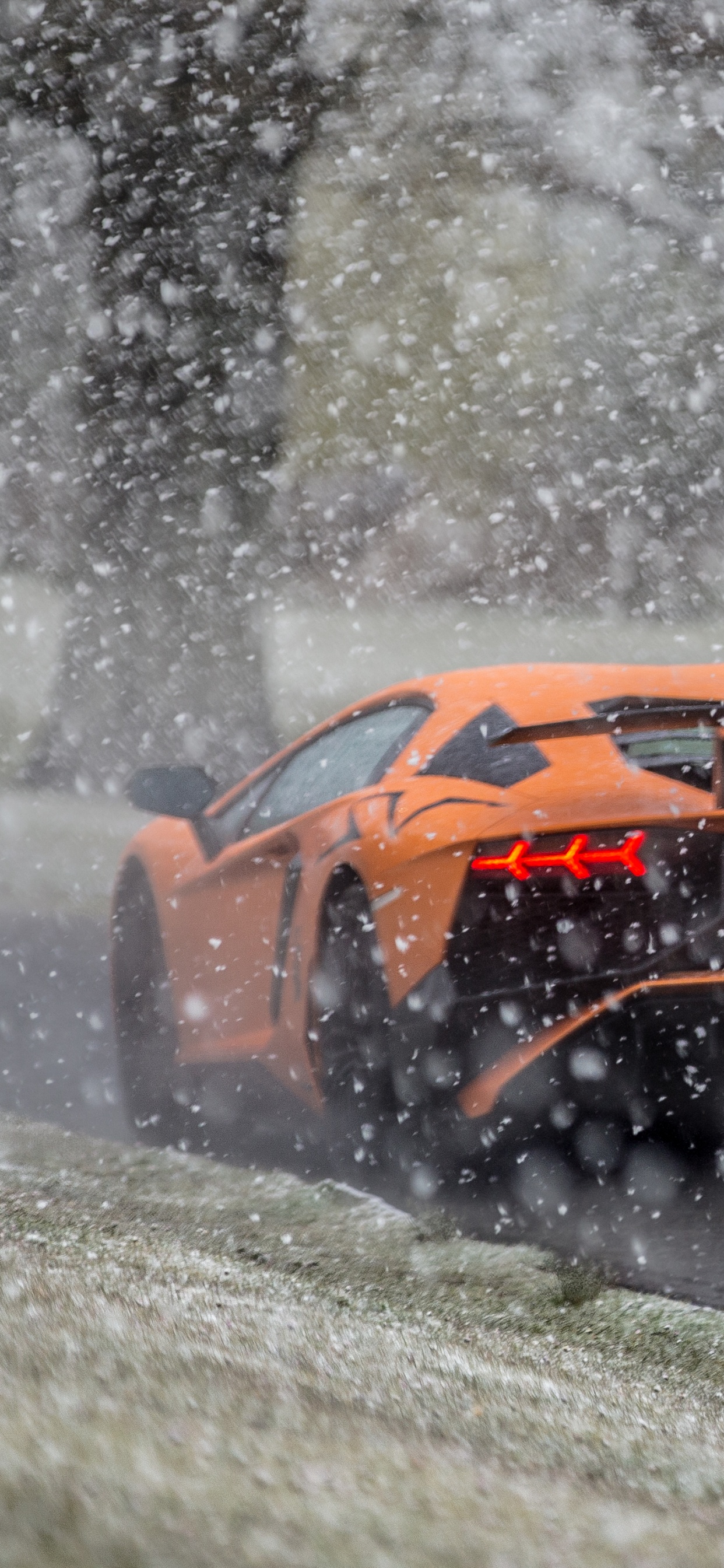 Обои Ламборджини, спорткар, суперкар, авто, снег в разрешении 1242x2688