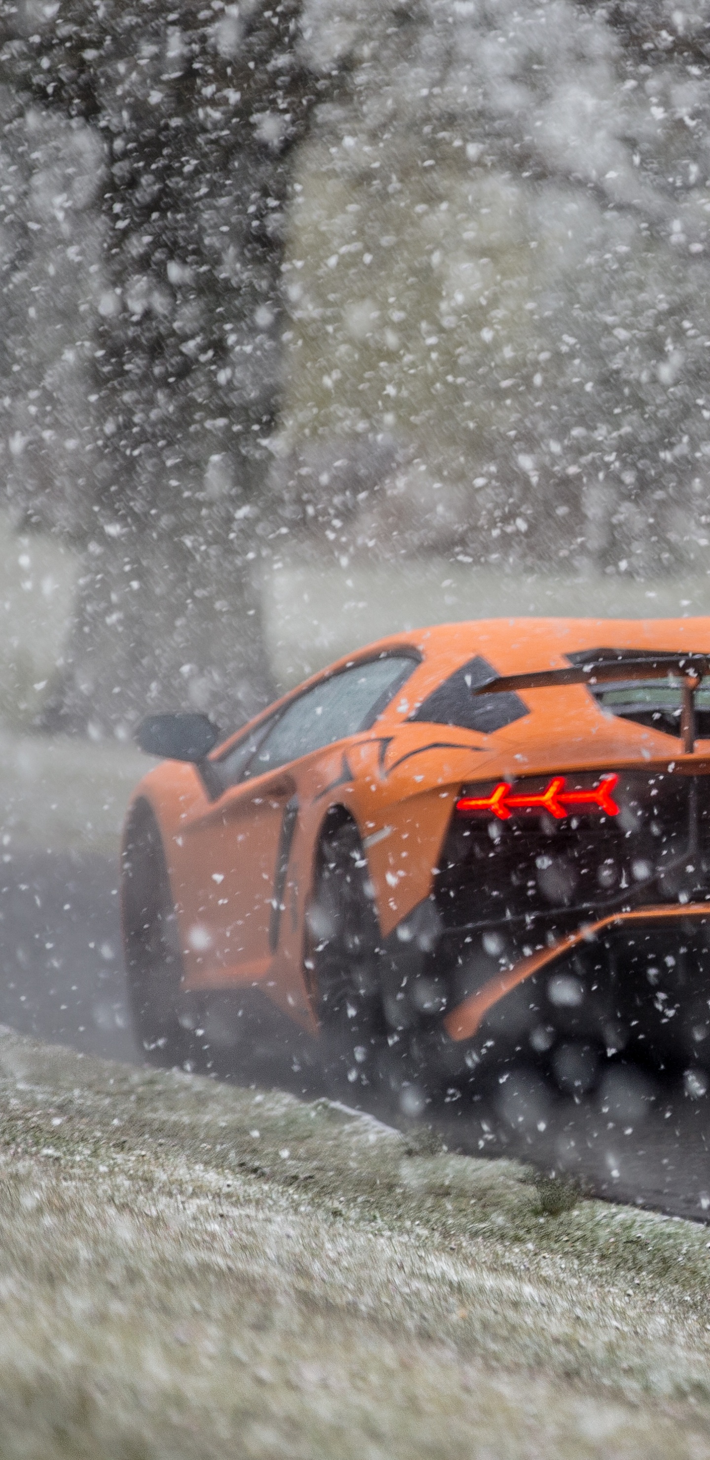 Обои Ламборджини, спорткар, суперкар, авто, снег в разрешении 1440x2960