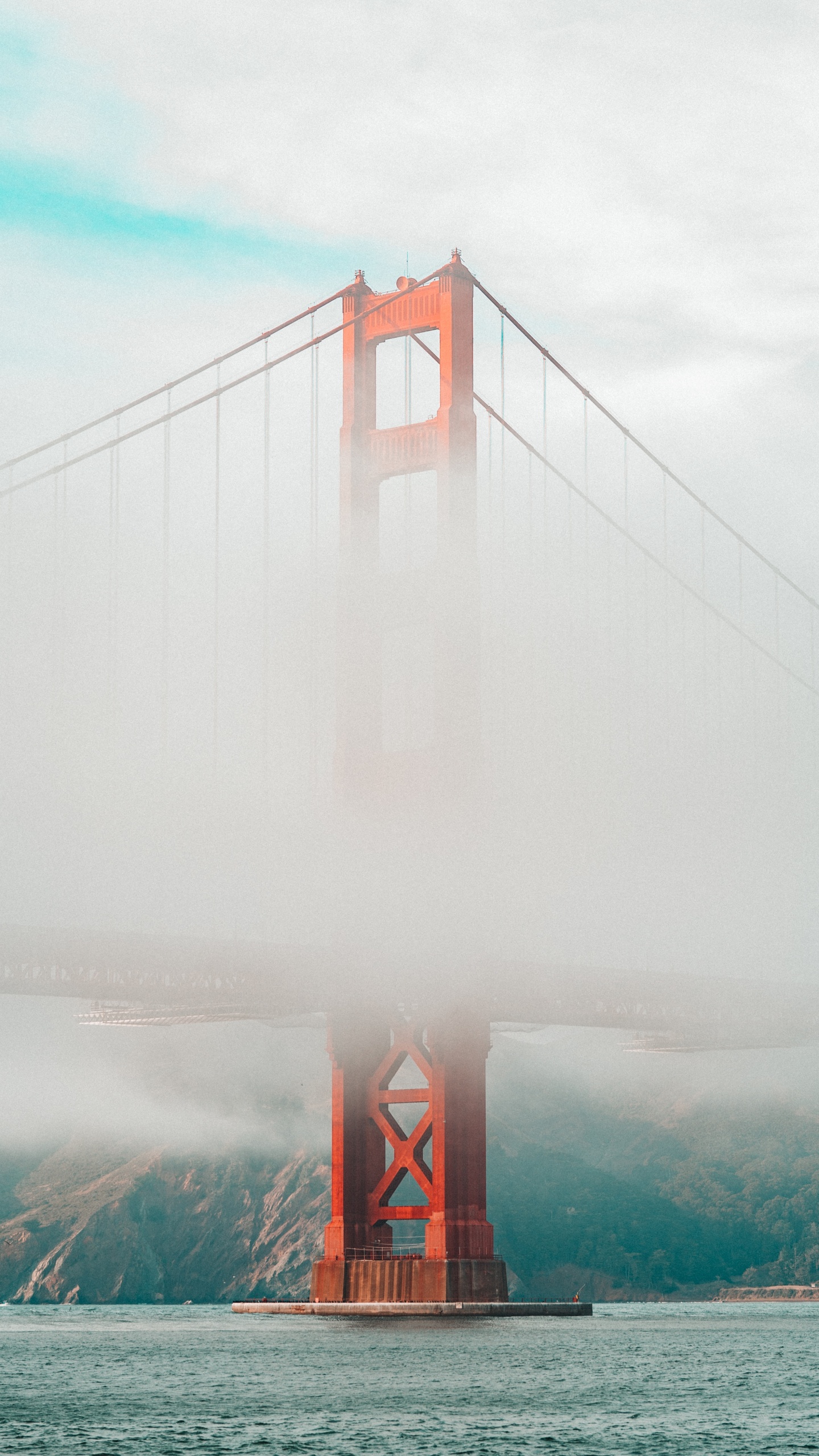 Обои мост Golden Gate, мост, вода, дымка, море в разрешении 1440x2560