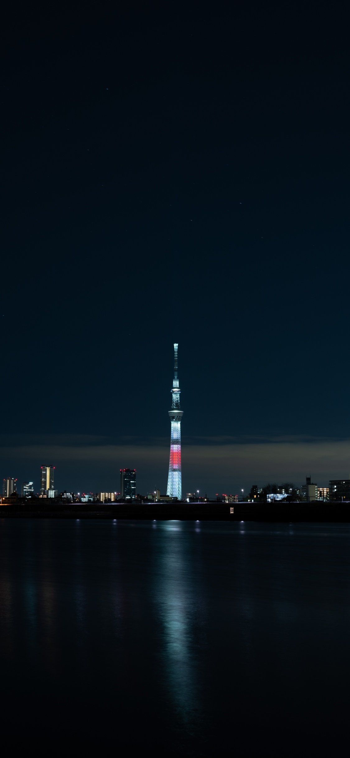 Обои вышка, ночь, ориентир, город, Япония в разрешении 1125x2436