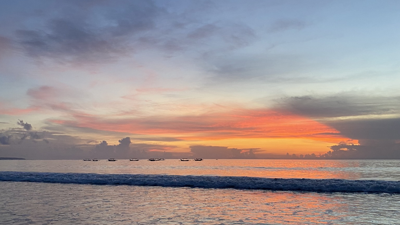 Обои море, жидкость, жидкий, облако, сумрак в разрешении 1280x720