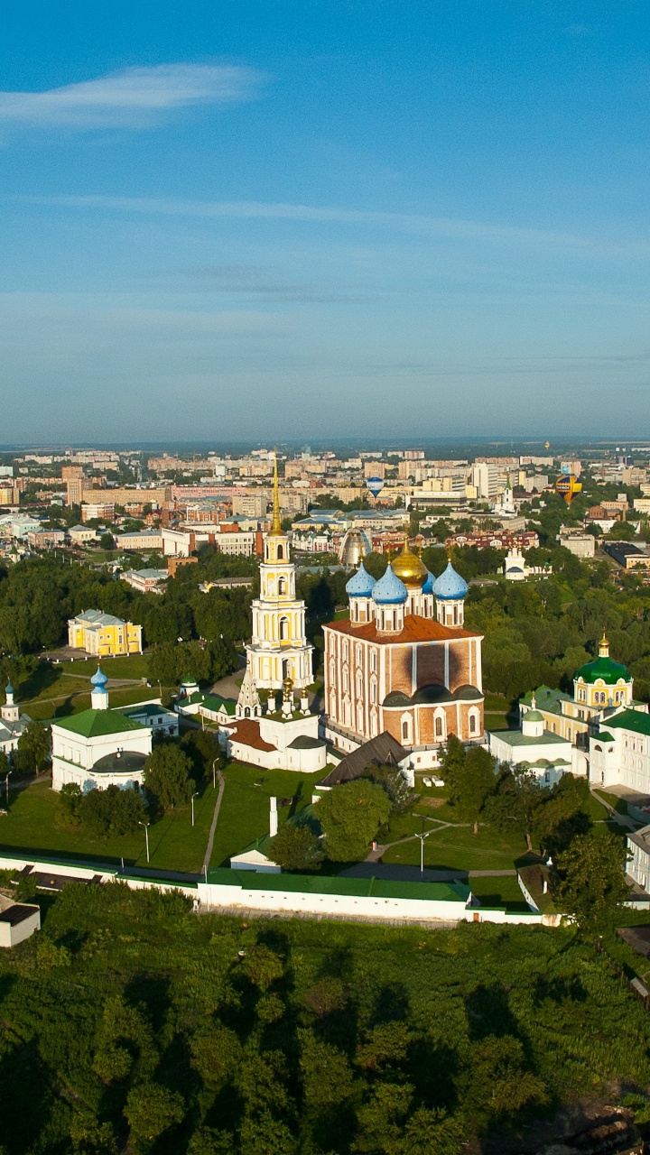 Обои Москва, полеты на воздушном шаре, воздушный шар, город, кострома в разрешении 720x1280